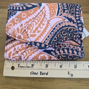 NWT Vera Bradley Outlet Ultralight RFID Mini Tri-Fold Wallet - Fern Paisley